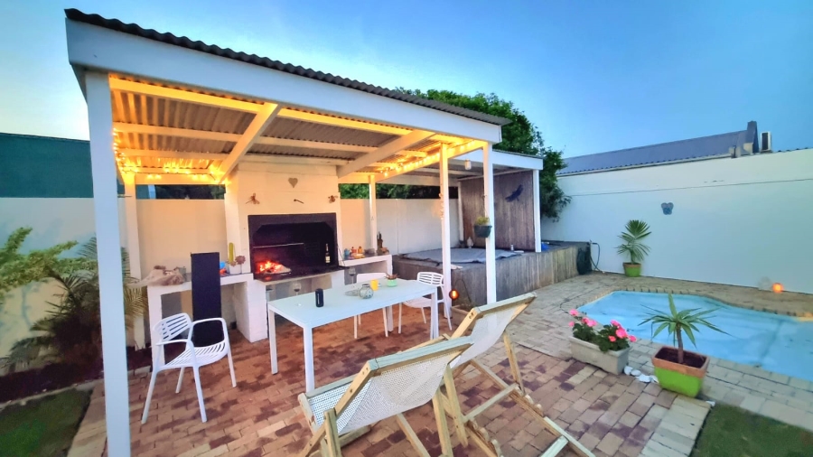 To Let 3 Bedroom Property for Rent in Milkwood Park Western Cape